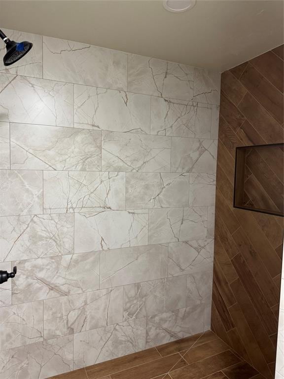 106 Briarwood Crossroads, Moore, OK 73160 - full bathroom featuring tiled shower