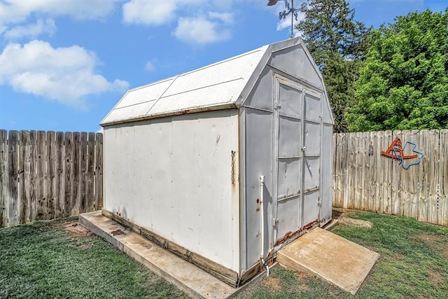 409 Pheasant Cir, Altus, OK 73521 - view of shed featuring a fenced backyard