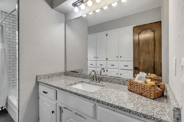 1401 Cedar Ridge Rd, Edmond, OK 73013 - full bathroom with vanity and shower / bath combination