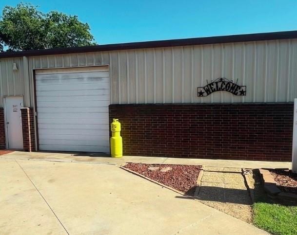 12301 US Highway 77, Lexington, OK 73051 - view of detached garage