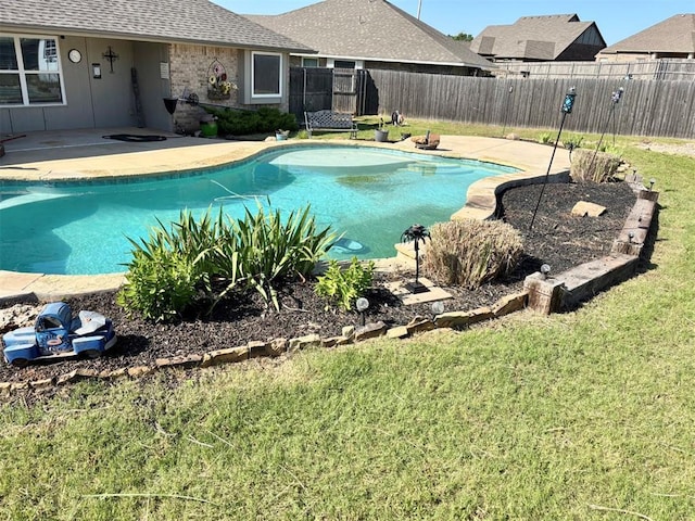 9632 Ashford Dr, Yukon, OK 73099 - view of swimming pool featuring a patio