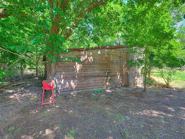 19519 N 2730th Rd, Kingfisher, OK 73750 - view of yard with an outdoor structure