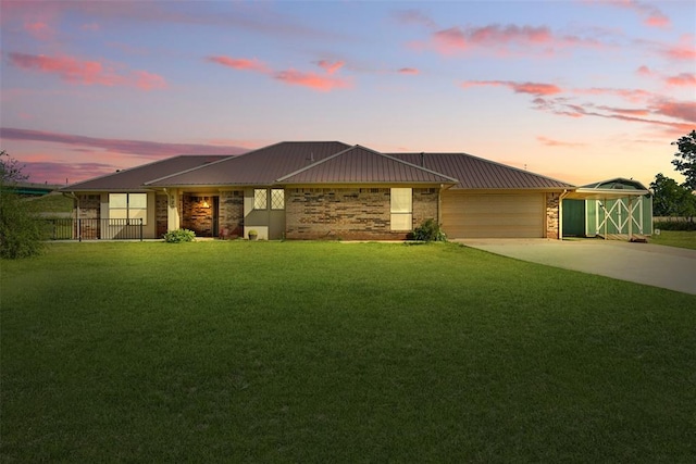 820 W Almar Dr, Chickasha, OK 73018 - photo 1