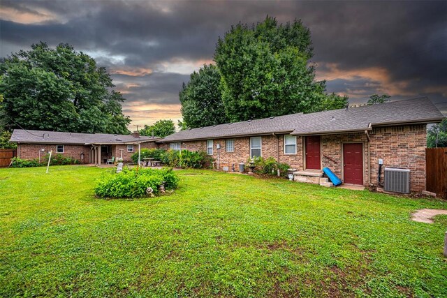 410 W Creek St, Lindsay, OK 73052 - photo 2