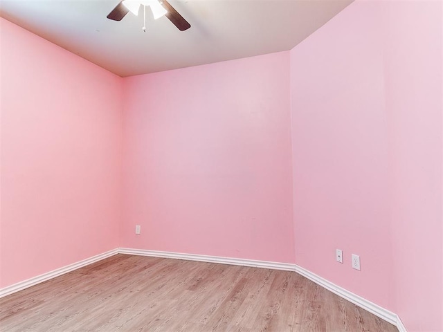 9708 Squire Ln, Yukon, OK 73099 - spare room featuring light wood-style floors and a ceiling fan