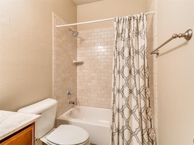 9708 Squire Ln, Yukon, OK 73099 - full bath with shower / bath combo with shower curtain, vanity, and a textured wall