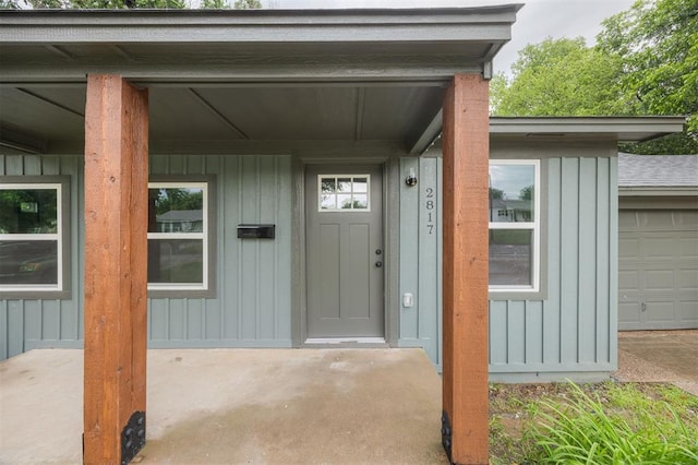 2817 N Donnelly Ave, Oklahoma City, OK 73107 - entrance to property with board and batten siding