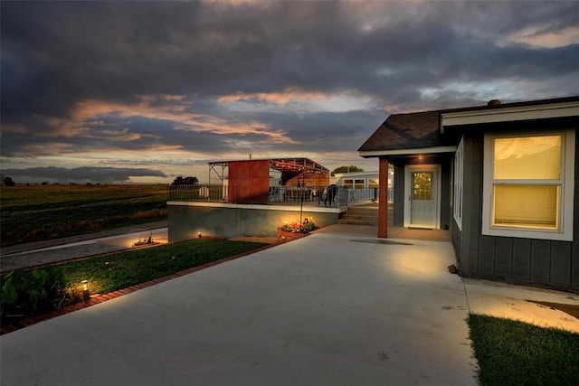109 Cowan Ave, Fort Cobb, OK 73038 - view of patio terrace at dusk