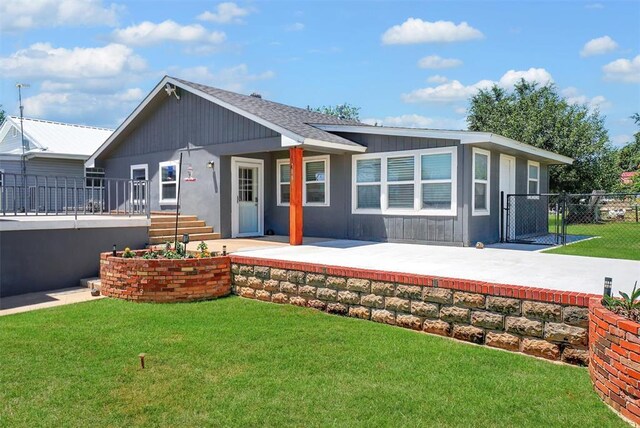 109 Cowan Ave, Fort Cobb, OK 73038 - view of front of home with a patio area