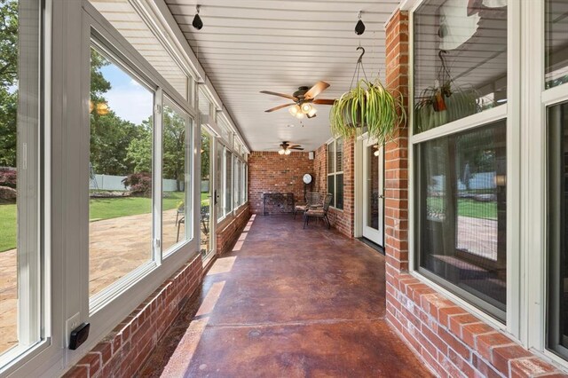 910744 S 3440th Rd, Chandler, OK 74834 - unfurnished sunroom featuring a ceiling fan