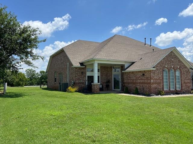 1030 Belmonte Ct, Yukon, OK 73099 - photo 1
