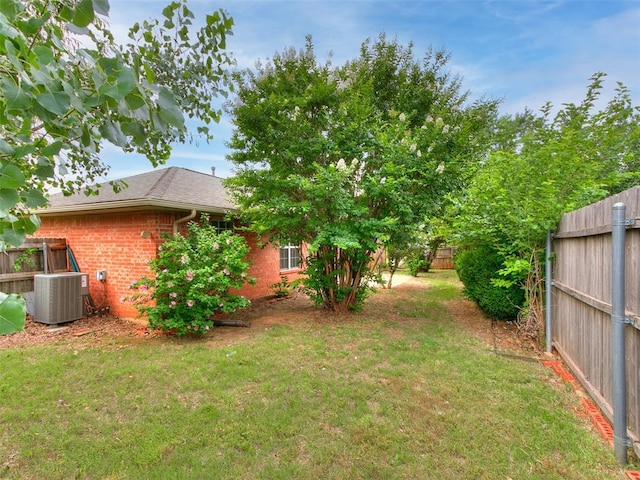 105 Taos, Edmond, OK 73013 - view of fenced backyard