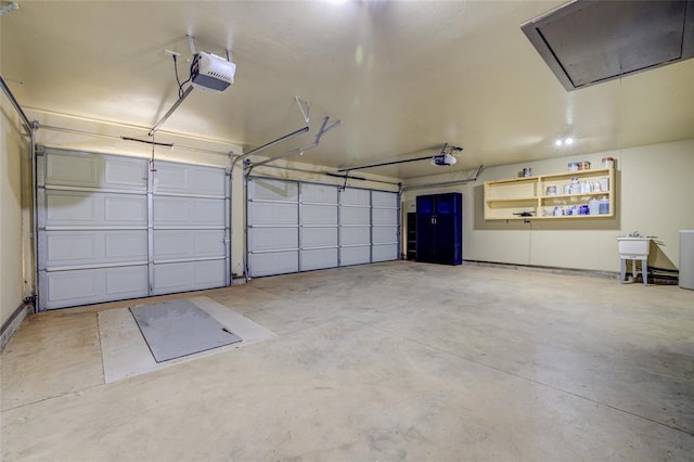 811 W Abi Rd, Washington, OK 73093 - garage with a garage door opener