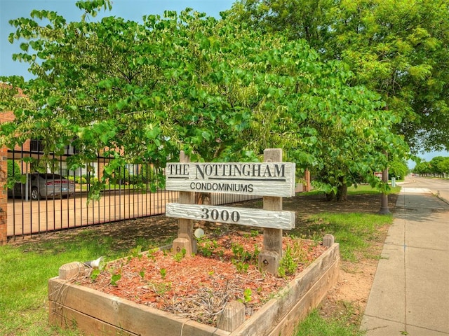 3000 Chautauqua Ave Unit 210, Norman, OK 73072 - view of community / neighborhood sign