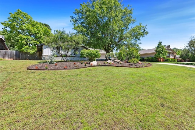 2241 NW 56th St, Oklahoma City, OK 73112 - view of yard