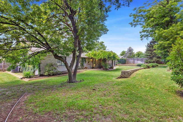 2241 NW 56th St, Oklahoma City, OK 73112 - view of yard