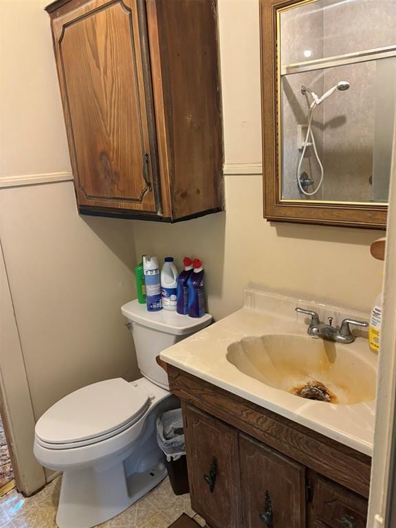 316 N Crenshaw St, Wayne, OK 73080 - bathroom featuring vanity and toilet