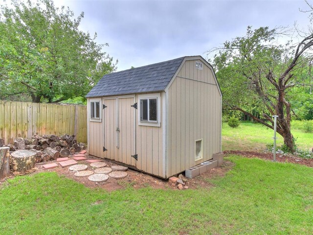 10109 Bison Cir, Yukon, OK 73099 - view of shed