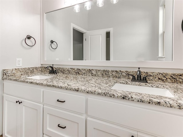 404 Braxton Way, Yukon, OK 73099 - bathroom with double vanity