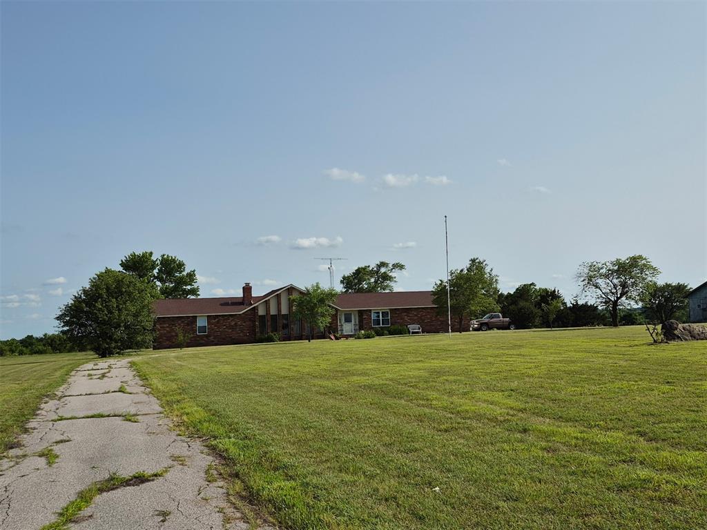 33222 W Airline Rd Unit 4053314545, Pauls Valley, OK 73075 - photo 2