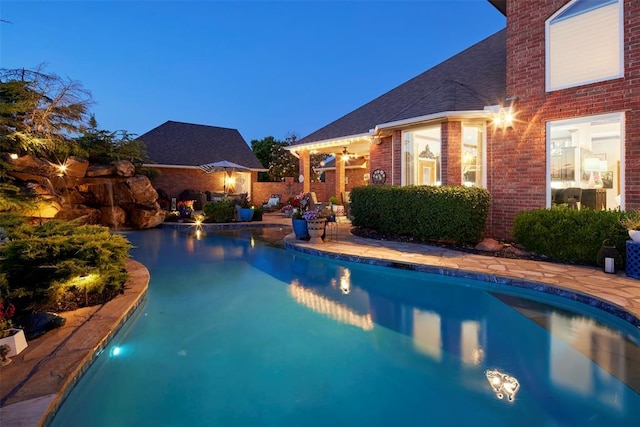 205 W Waterfront Dr, Tuttle, OK 73089 - view of outdoor pool