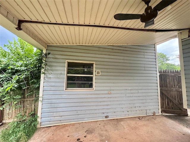 1502 S 12th St, Chickasha, OK 73018 - garage featuring ceiling fan