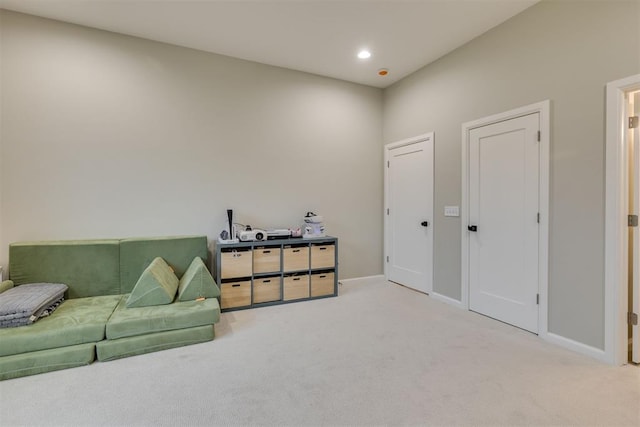 6524 NE 96th Cir, Oklahoma City, OK 73151 - sitting room featuring carpet floors and recessed lighting