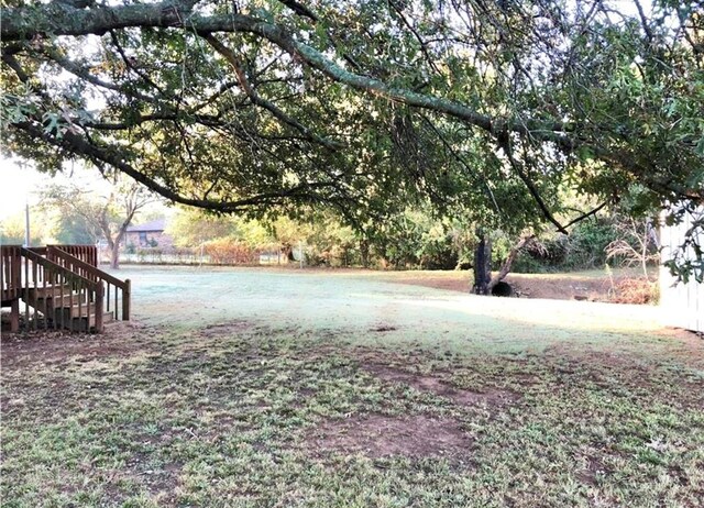16204 Gaddy Rd, Shawnee, OK 74801 - view of yard