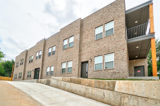 1138 N Blackwelder Ave, Oklahoma City, OK 73106 - photo 2