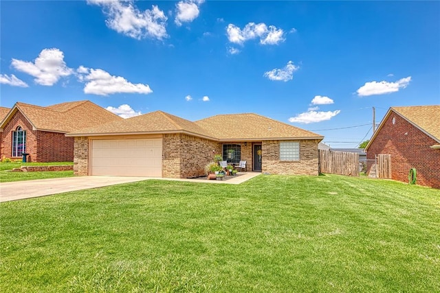 311 Ridgecrest Dr, Elk City, OK 73644 - photo 1