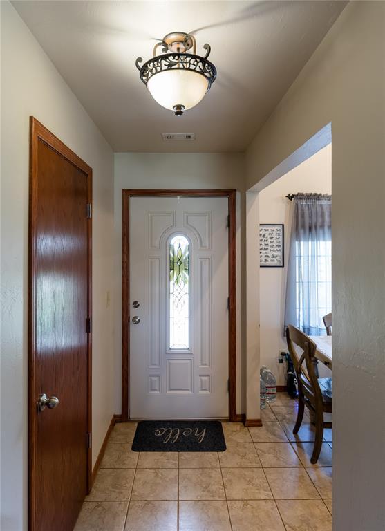 311 Ridgecrest Dr, Elk City, OK 73644 - photo 4