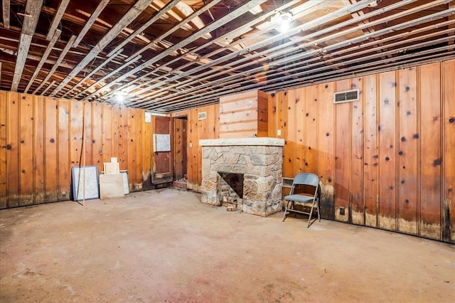 816 W Padon St, Blackwell, OK 74631 - unfinished below grade area featuring a fireplace