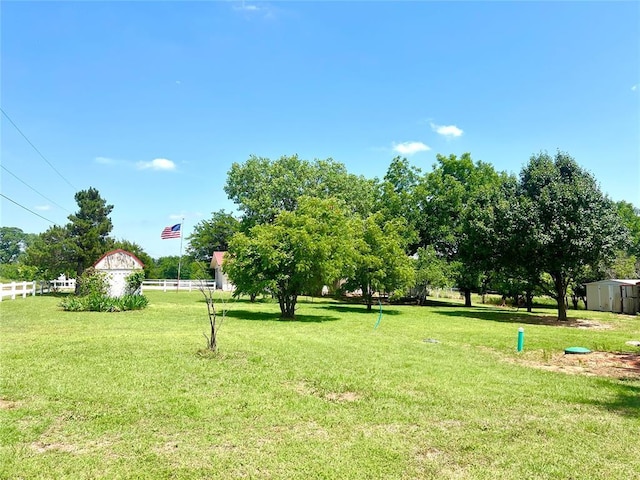 416 E Quail Rd, Chickasha, OK 73018 - view of yard