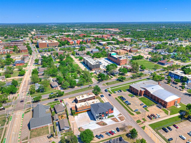 103 E Edwards St, Edmond, OK 73034 - drone / aerial view