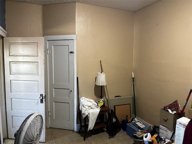 305 N Reimer St, Corn, OK 73024 - washroom with light flooring