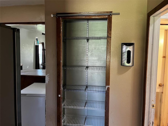 305 N Reimer St, Corn, OK 73024 - view of closet
