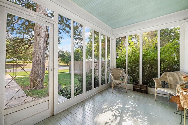 516 S Macomb Ave, El Reno, OK 73036 - unfurnished sunroom featuring healthy amount of natural light