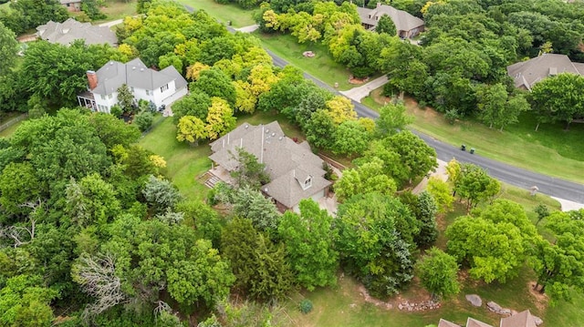 6373 Stone Valley Dr, Edmond, OK 73034 - aerial perspective of suburban area