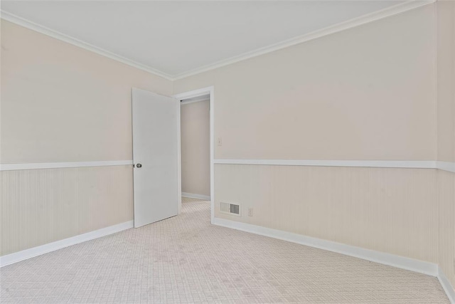 1616 SW 6th Ave, Ardmore, OK 73401 - carpeted empty room featuring ornamental molding and baseboards