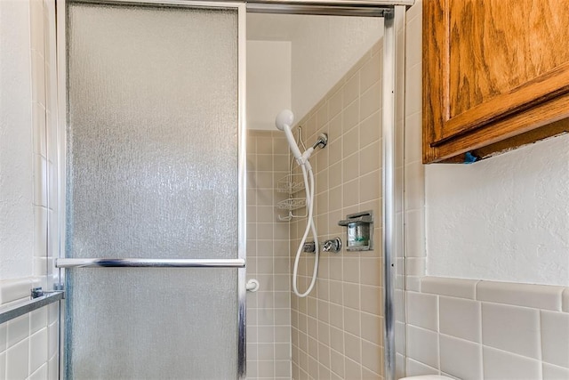 7620 NW 28th Ter, Bethany, OK 73008 - full bathroom with a shower stall