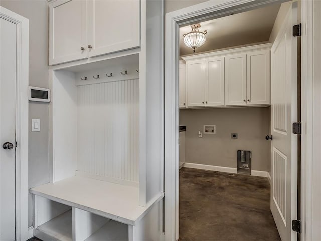 5021 SE 12th Ave, Washington, OK 73093 - mudroom with concrete flooring and baseboards