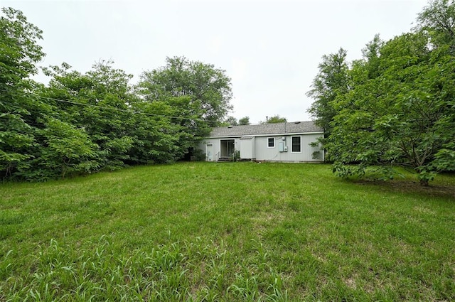 4110 SE 11th St, Oklahoma City, OK 73115 - view of grassy yard