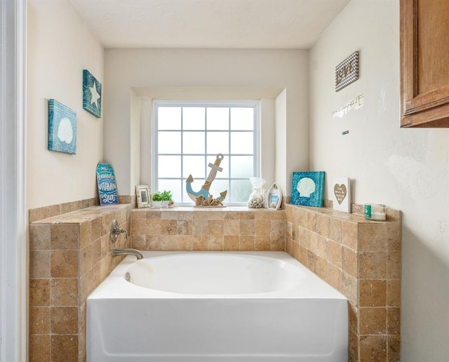 2365 Turtlewood River Rd, Midwest City, OK 73130 - bathroom with a garden tub