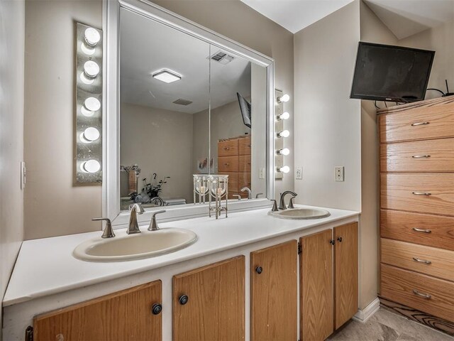 2604 Jeannes Trl, Edmond, OK 73012 - bathroom featuring double vanity