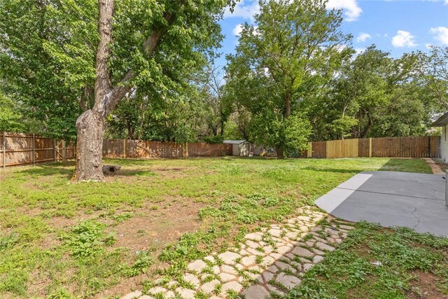 2020 Lyle Rd, Weatherford, OK 73096 - view of yard featuring a patio area