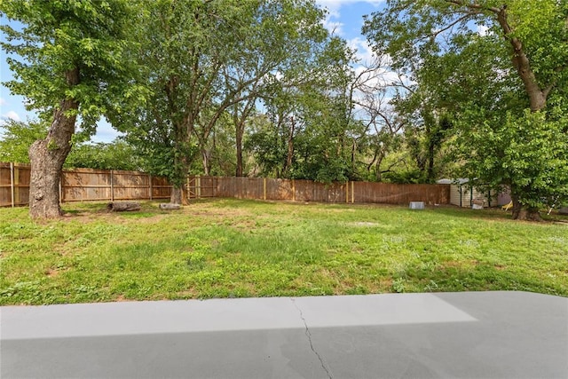 2020 Lyle Rd, Weatherford, OK 73096 - view of yard