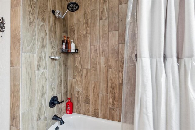 201 Vine St, Yukon, OK 73099 - full bath featuring shower / tub combo