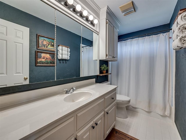13925 Middleberry Rd, Edmond, OK 73013 - full bath with vanity and toilet