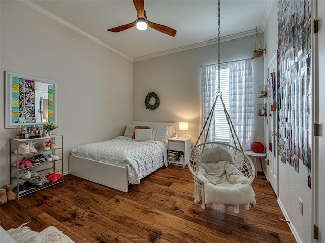 13925 Middleberry Rd, Edmond, OK 73013 - bedroom with ornamental molding, wood finished floors, a ceiling fan, and baseboards