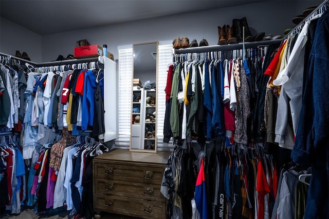 8725 NW Kensington Pl, Lawton, OK 73505 - view of spacious closet
